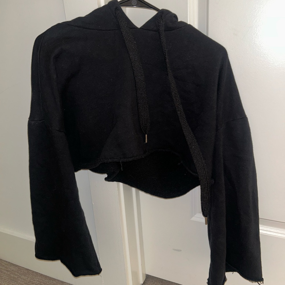 Forever 21 Black Cropped Hoodie